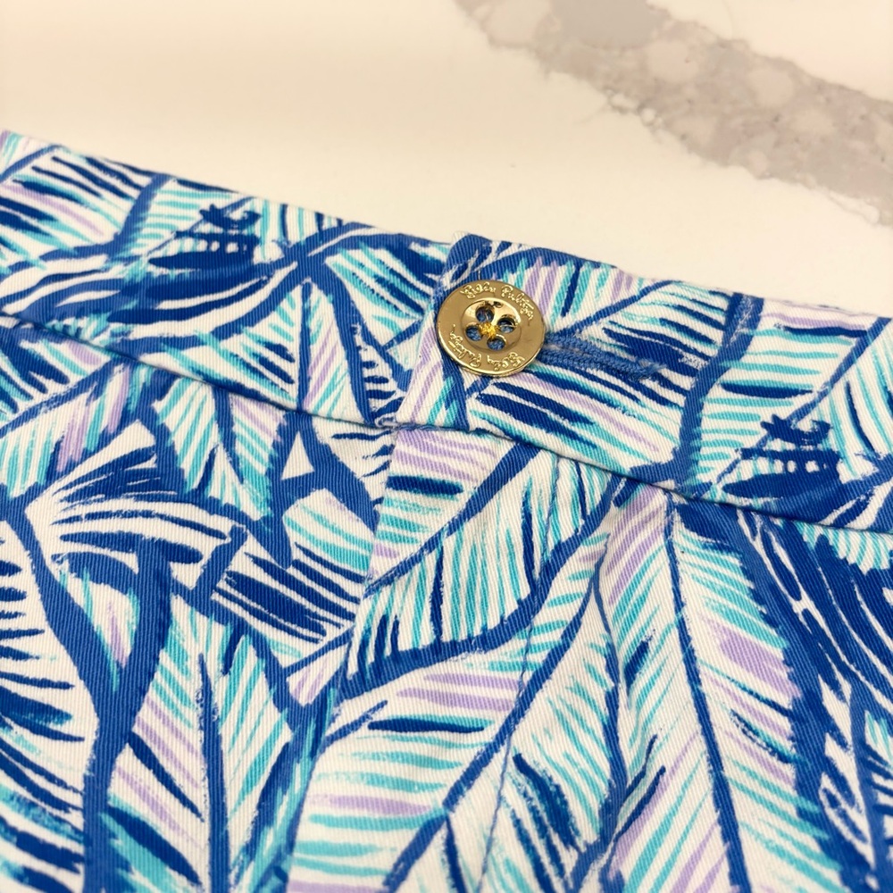 Lilly Pulitzer Women's Jayne Stretch Short, 7” Inseam, 12 - Picture 6 of 8